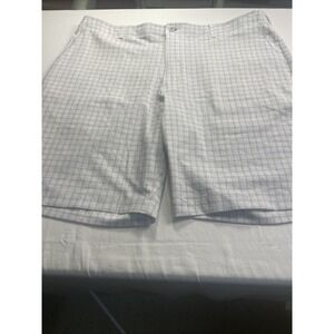 Nicholas Men's Shorts Size 40 New Without Tags Gray Performance Fabric
